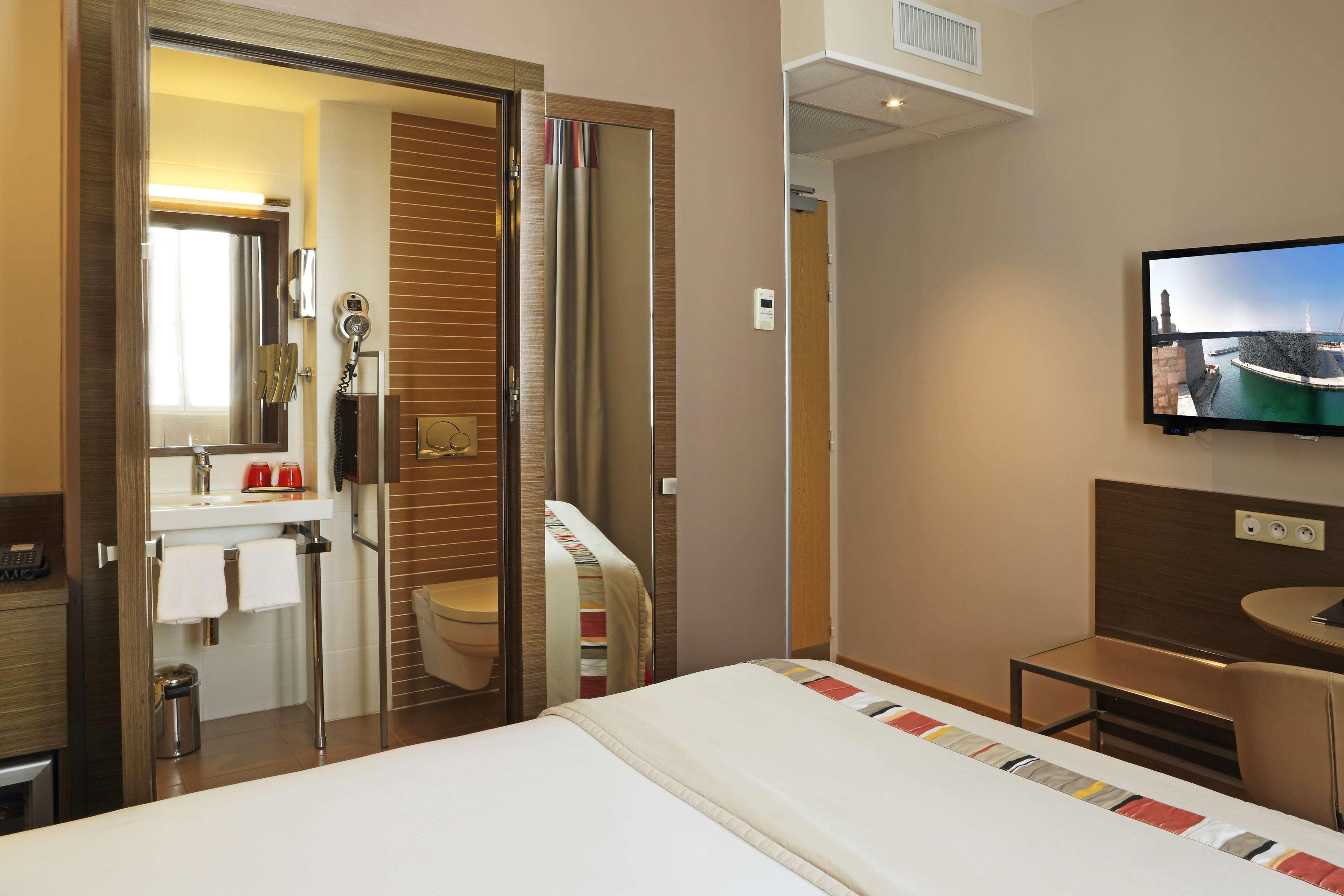 Best Western Plus Hotel La Joliette Марсилия Екстериор снимка